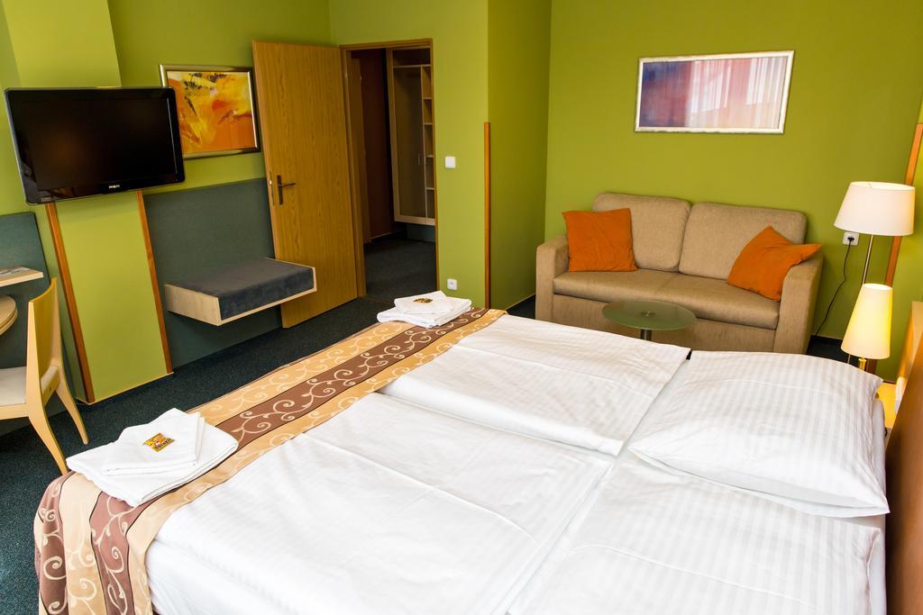 Hotel Rieger Garni Jičín المظهر الخارجي الصورة